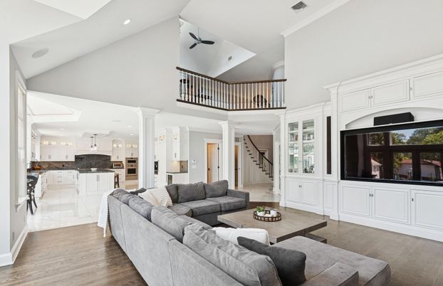 Interior, Kitchen, Living room, Pendant Lights, Recessed Lighting, Wood Texture Flooring