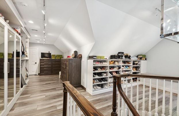 Interior, Recessed Lighting, Walk-in Closets, Wood Texture Flooring