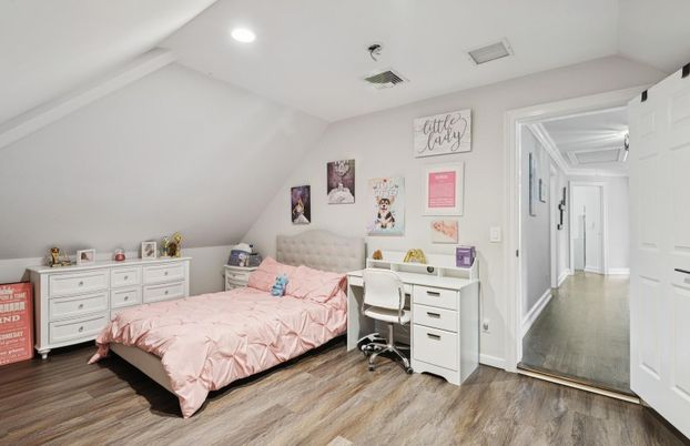 Bedroom, Home Office, Interior, Recessed Lighting, Wood Texture Flooring