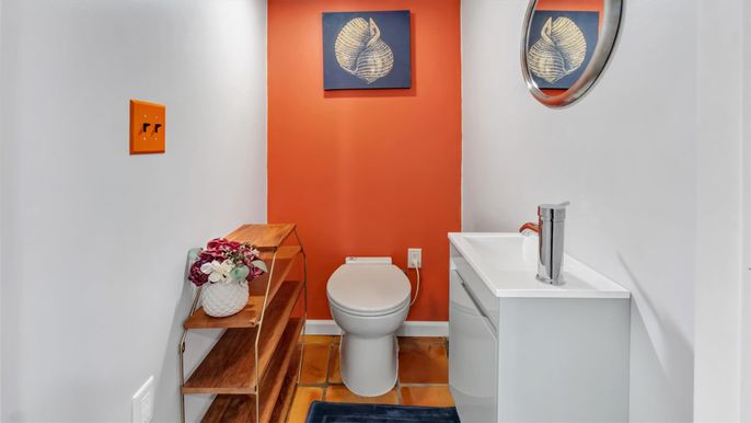 Bathroom, Interior