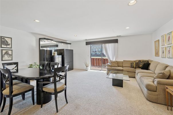 Dining room, Interior, Kitchen, Living room, Recessed Lighting
