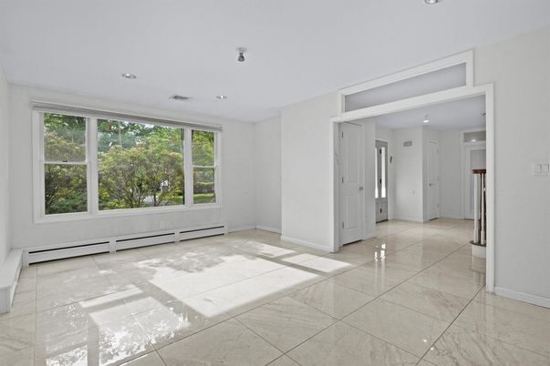 Empty room, Interior, Marble, Recessed Lighting