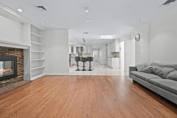 Fireplace, Interior, Kitchen, Pendant Lights, Recessed Lighting, Wood Texture Flooring
