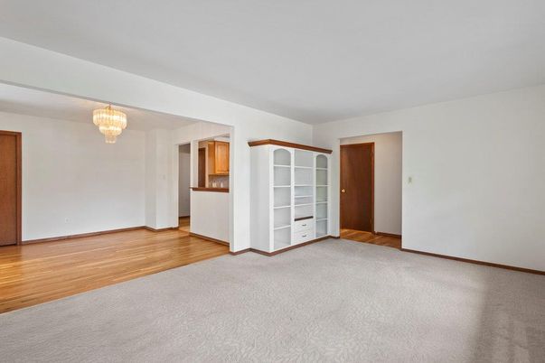 Chandelier, Empty room, Interior, Wood Texture Flooring