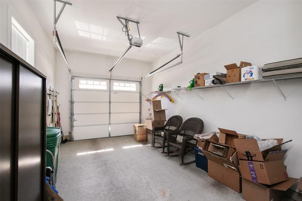 Garage, Interior