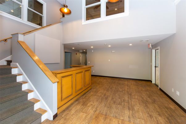 Interior, Pendant Lights, Recessed Lighting, Wood Texture Flooring