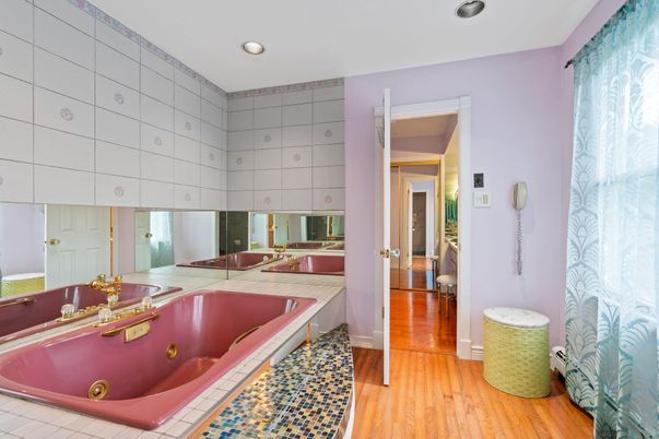 Bathroom, Interior, Recessed Lighting, Wood Texture Flooring