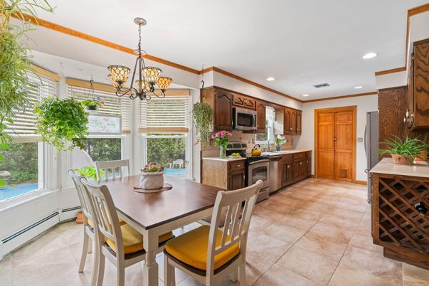 Dining room, Interior, Kitchen, Pendant Lights, Recessed Lighting