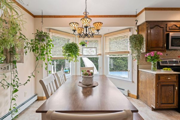 Chandelier, Dining room, Interior, Kitchen