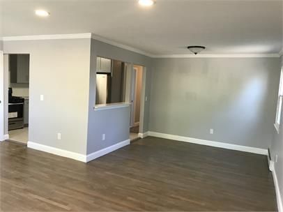 Empty room, Interior, Recessed Lighting, Wood Texture Flooring