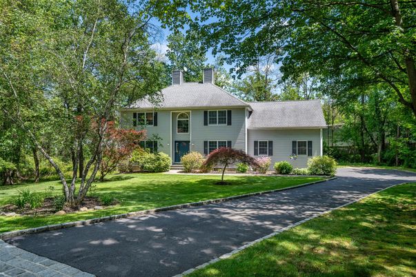 Backyard, Exterior, Facade, Cape Cod