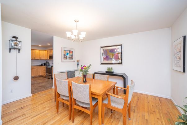 Chandelier, Dining room, Interior, Kitchen, Recessed Lighting, Wood Texture Flooring