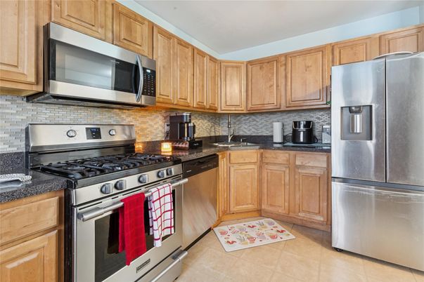 Interior, Kitchen, Stainless Steel Appliances