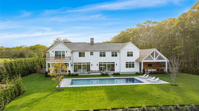Backyard, Exterior, Pool