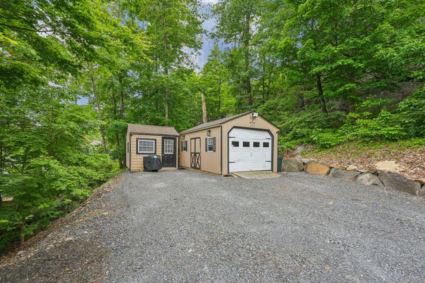 Backyard, Detached Garage, Exterior