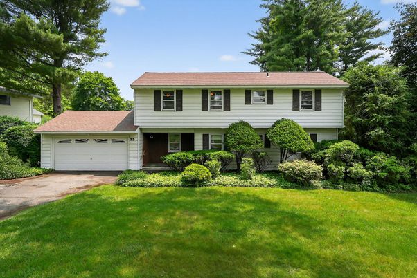Attached, Exterior, Facade, Raised Ranch