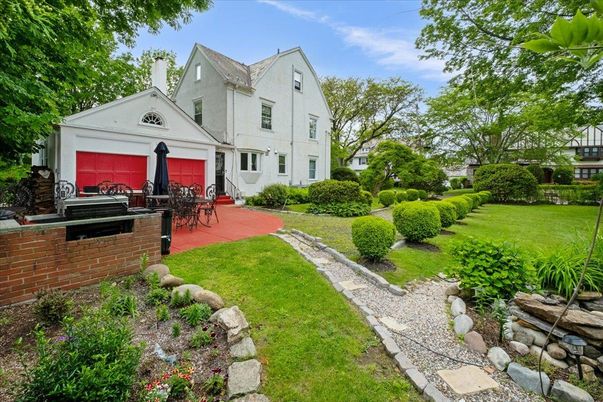 Backyard, Detached Garage, Exterior