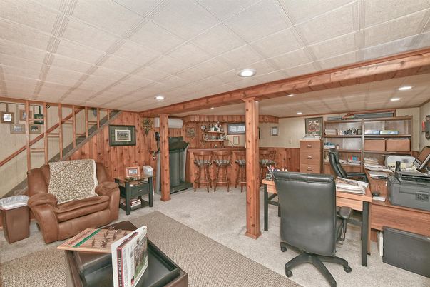 Home Office, Interior, Recessed Lighting, Wooden Walls