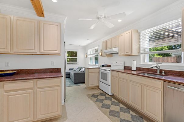 Interior, Kitchen, Living room, Recessed Lighting