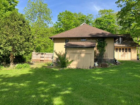 Backyard, Exterior, Hot Tub