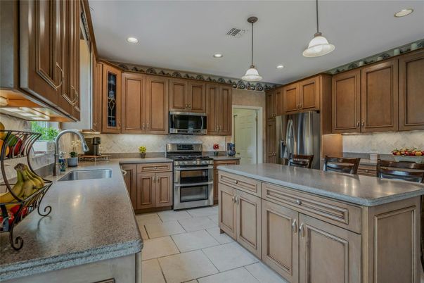 Interior, Kitchen, Pendant Lights, Recessed Lighting, Stainless Steel Appliances