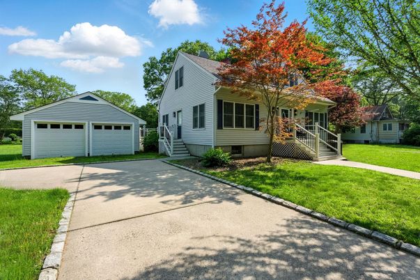 Detached Garage, Exterior, Facade, Cape Cod