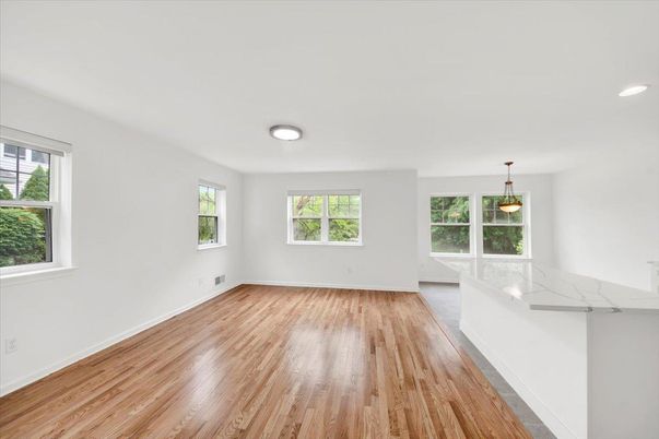 Empty room, Interior, Pendant Lights, Recessed Lighting, Wood Texture Flooring