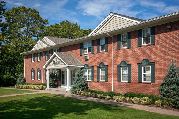 Exterior, Facade, Brick Facade, Georgian