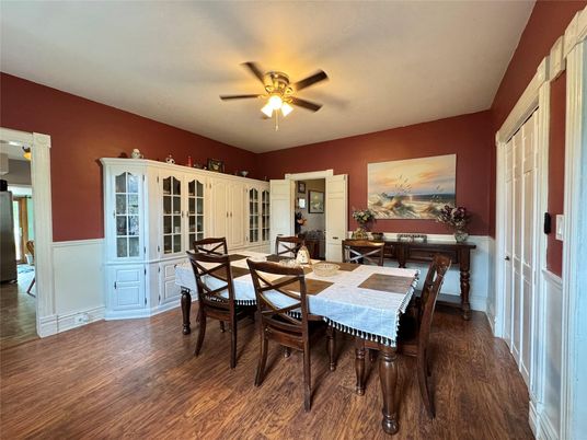 Dining room, Interior, Wood Texture Flooring
