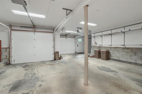Garage, Interior