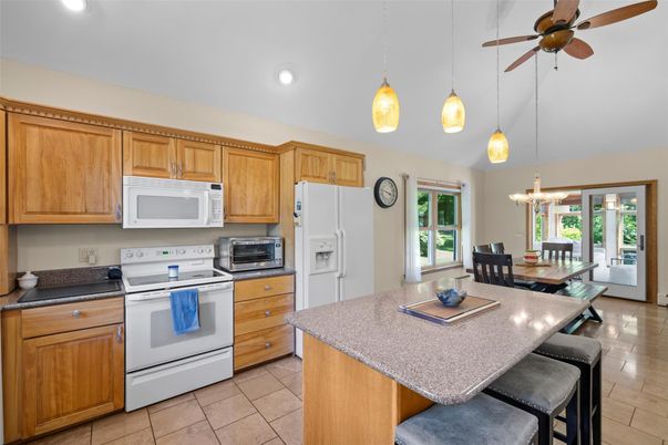 Dining room, Interior, Kitchen, Pendant Lights, Recessed Lighting