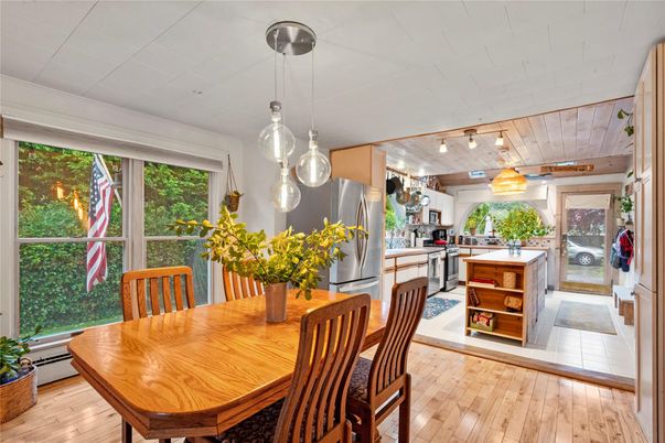 Dining room, Interior, Kitchen, Pendant Lights, Wood Texture Flooring