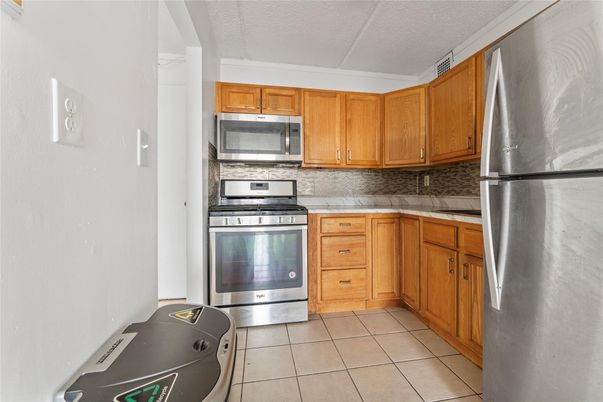 Interior, Kitchen, Stainless Steel Appliances