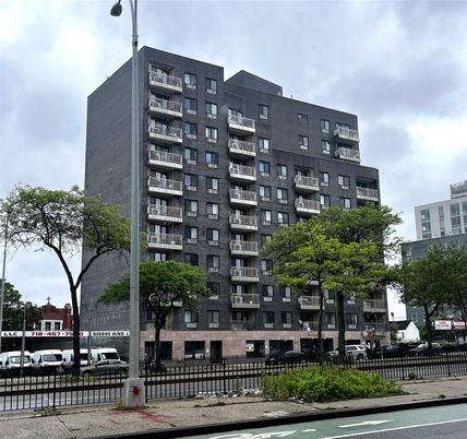 Exterior, Facade, Condo Building