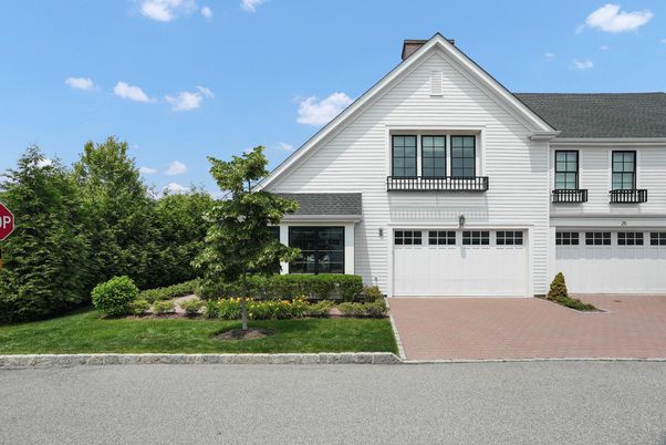 Attached, Exterior, Facade, Farmhouse
