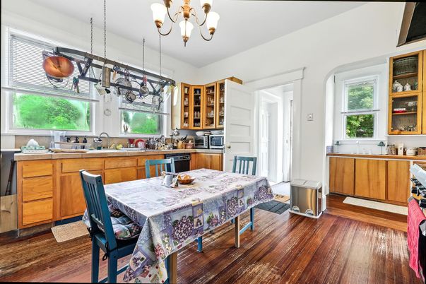 Chandelier, Dining room, Interior, Kitchen, Pendant Lights, Wood Texture Flooring