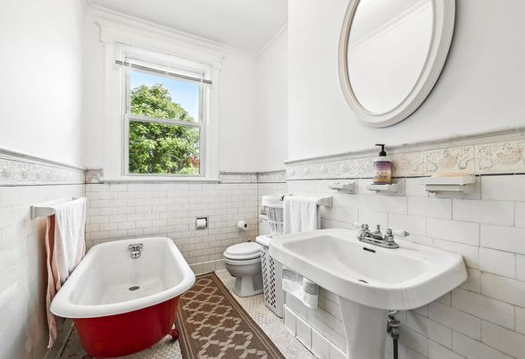 Bathroom, Free Standing Baths, Interior