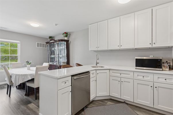 Dining room, Interior, Kitchen, Recessed Lighting, Wood Texture Flooring