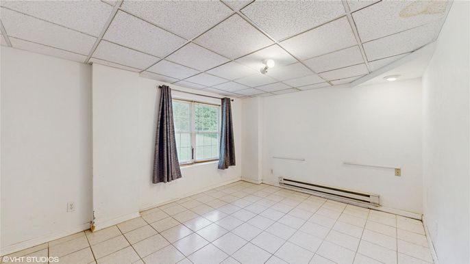 Empty room, Interior, Recessed Lighting