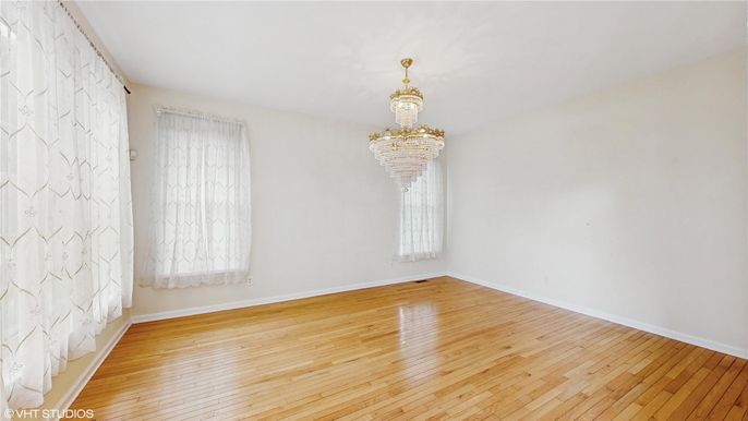Chandelier, Empty room, Interior, Wood Texture Flooring