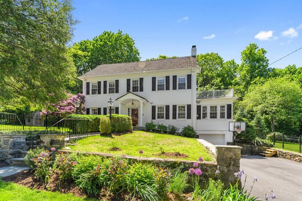 Backyard, Exterior, Facade, Georgian