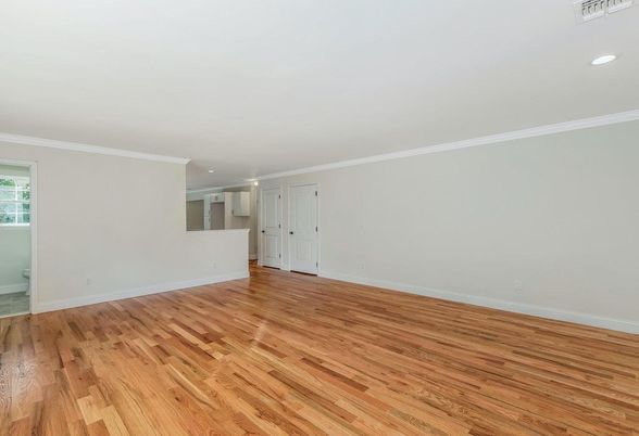 Empty room, Interior, Recessed Lighting, Wood Texture Flooring