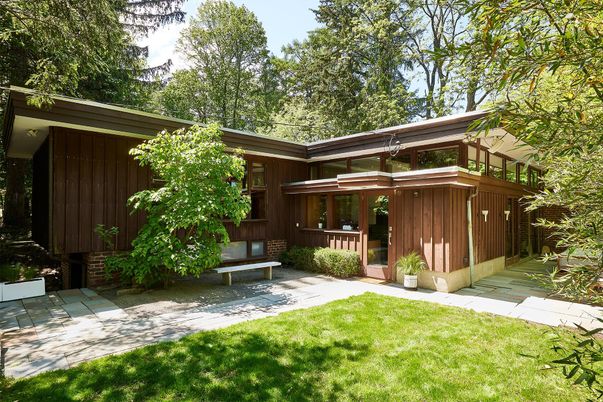 Exterior, Hot Tub