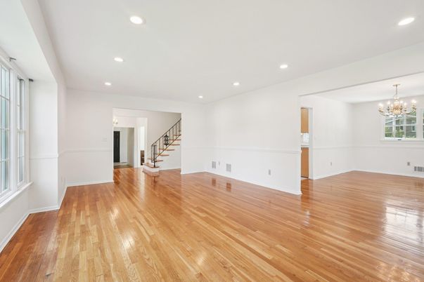 Chandelier, Empty room, Interior, Recessed Lighting, Wood Texture Flooring
