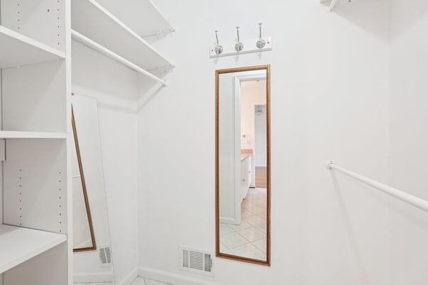 Interior, Walk-in Closets
