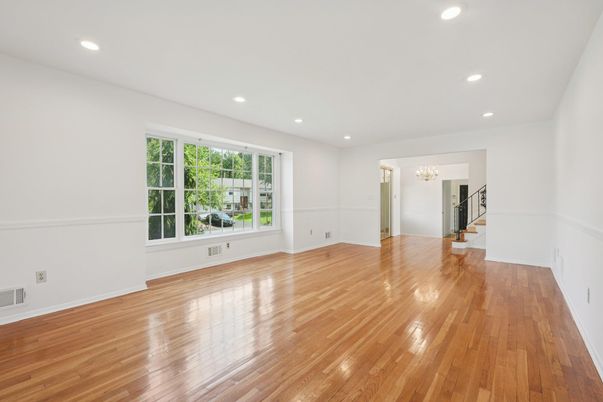 Chandelier, Empty room, Interior, Recessed Lighting, Wood Texture Flooring
