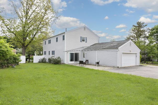 Backyard, Detached Garage, Exterior