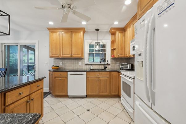Interior, Kitchen, Recessed Lighting