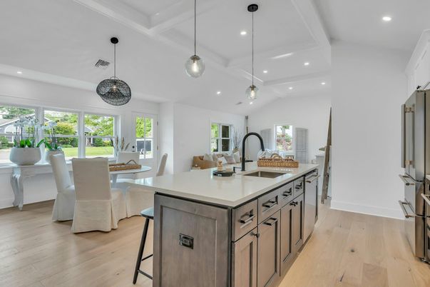 Dining room, Interior, Kitchen, Pendant Lights, Recessed Lighting, Wood Texture Flooring