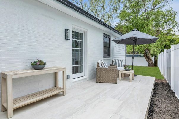 Backyard, Exterior